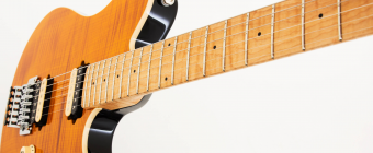 Music Man Axis - Trans Gold Quilt - Rosewood Matching Headstock - No Pickguard Фото 4