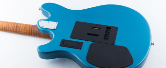 Music Man Valentine Trem - Satin Natural - Figured Roasted Maple/Maple - Shell Фото 4