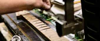 Music Man StingRay Guitar HH Trem - Vintage Turquoise - Figured Roasted Maple/Maple - Parchment Фото 3