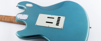 Music Man StingRay Guitar HH Trem - Vintage Turquoise - Figured Roasted Maple/Maple - Parchment Фото 5