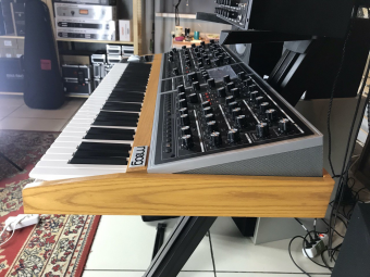 Moog One Polyphonic Synthesizer 16-Voice Фото 7