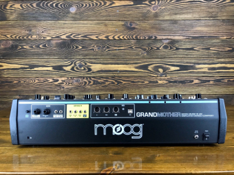 Moog Grandmother Moog Grandmother Фото 4
