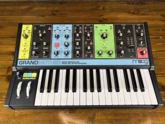 Moog Grandmother Moog Grandmother Фото 2