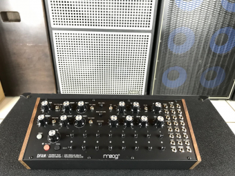 Moog DFAM Фото 6