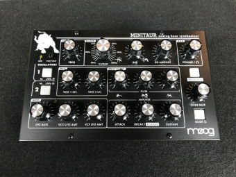 Moog Minitaur Фото 4