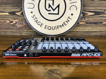 Akai Pro APC40 mkII Фото 2