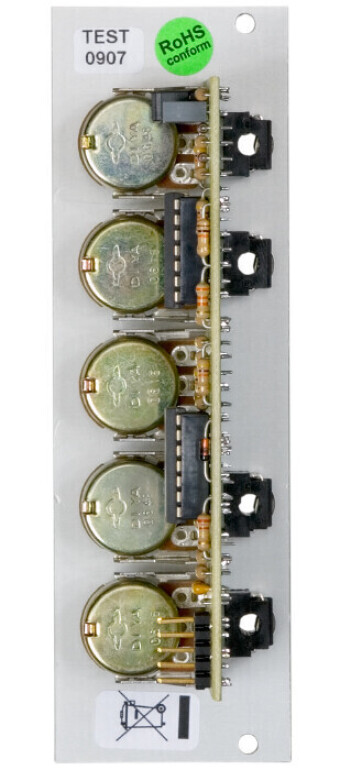 Doepfer A-136 Distortion / Waveshaper Doepfer A-136 Distortion / Waveshaper Фото 2