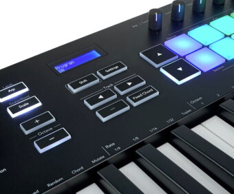 Novation Launchkey 37 MK3 Фото 3