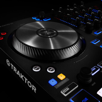 Native Instruments TRAKTOR KONTROL S3 Native Instruments TRAKTOR KONTROL S3 Фото 6