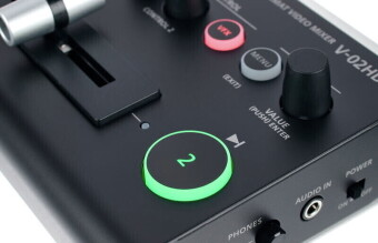 Roland V-02HD Фото 18