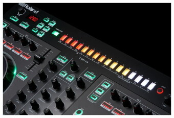 Roland DJ-505 Фото 2