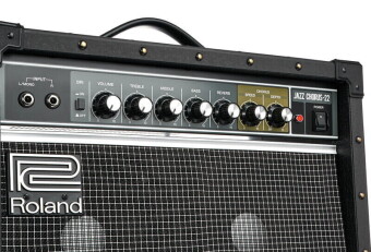 Roland JC-22 Фото 9
