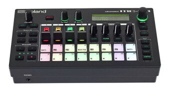 Roland MC-101 Фото 10