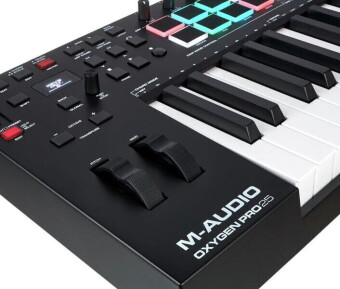 M-Audio Oxygen Pro 25 M-Audio Oxygen Pro 25 Фото 6