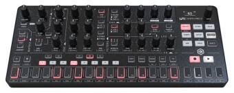 IK Multimedia UNO Synth Pro X Фото 10
