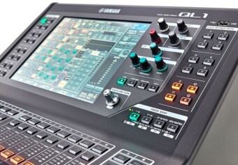 Yamaha QL1 Digital Mixing Console Фото 7