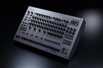 Roland TR-1000 Фото 5